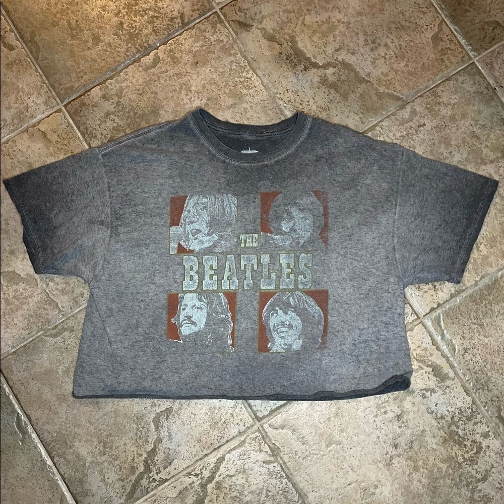 The Beatles Cropped Vintage Shirt​​​ - Picture 3 of 11